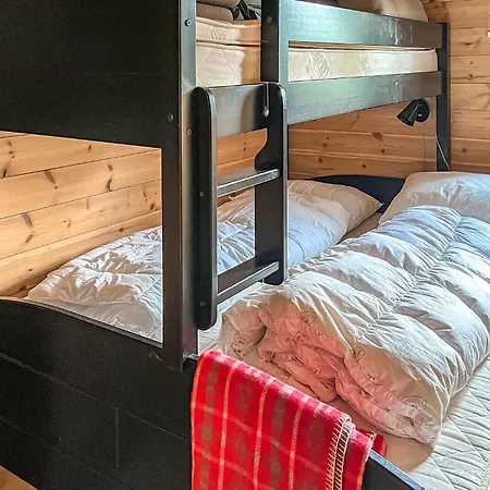 3 Bedroom Stunning In *