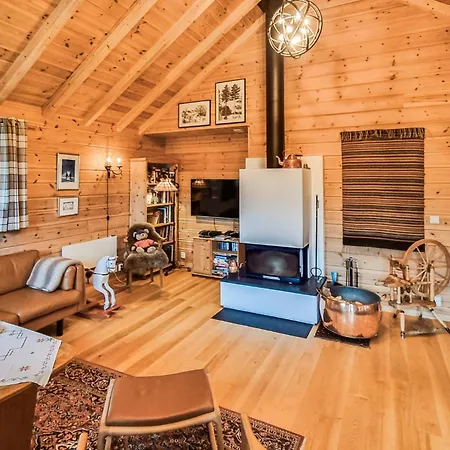 3 Bedroom Stunning In *