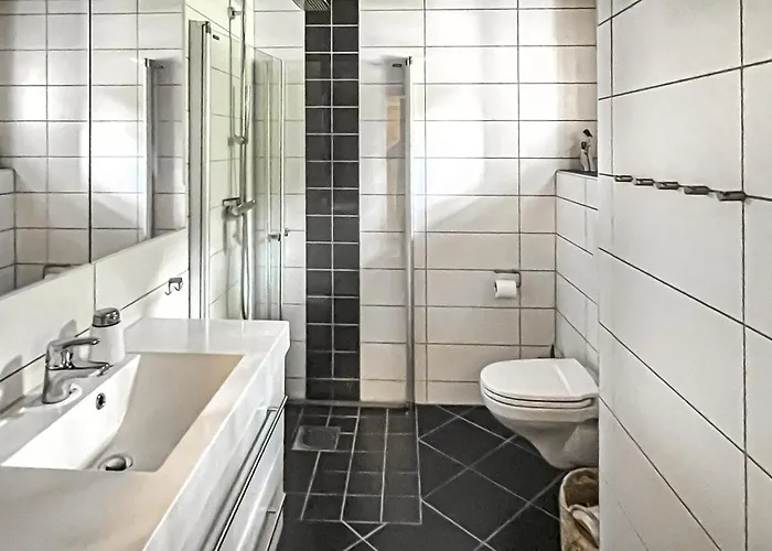 3 Bedroom Stunning In Vossestrand